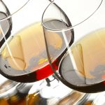 Алкоголь на свадьбу: выбор и расчет