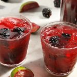 caipirinha коктейль с ягодами